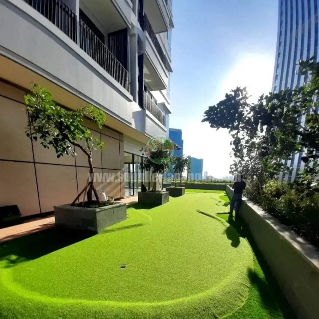 Kontraktor Pemasangan Rumput Sintetis Rumah & Taman 4