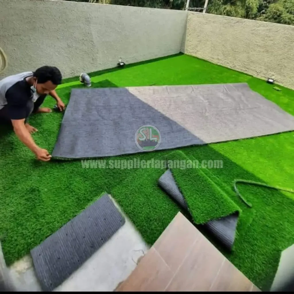 Kontraktor Pemasangan Rumput Sintetis Rumah & Taman 8