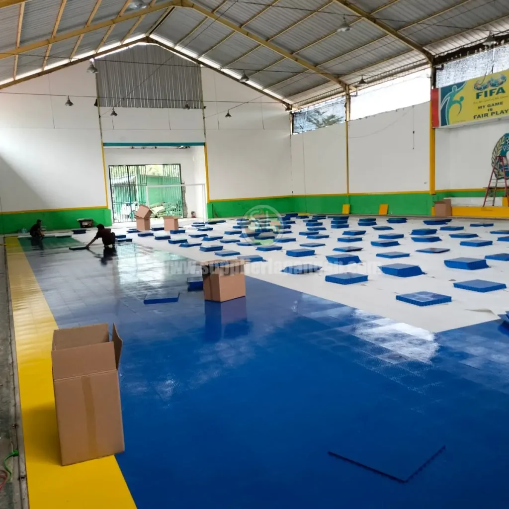 kontraktor lapangan futsal interlock murah berkualitas di bekasi 2